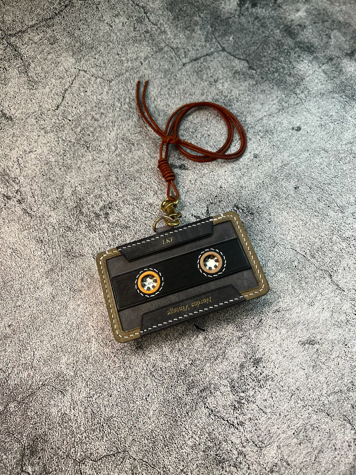 Pre order- Cassette 證件套（橫）