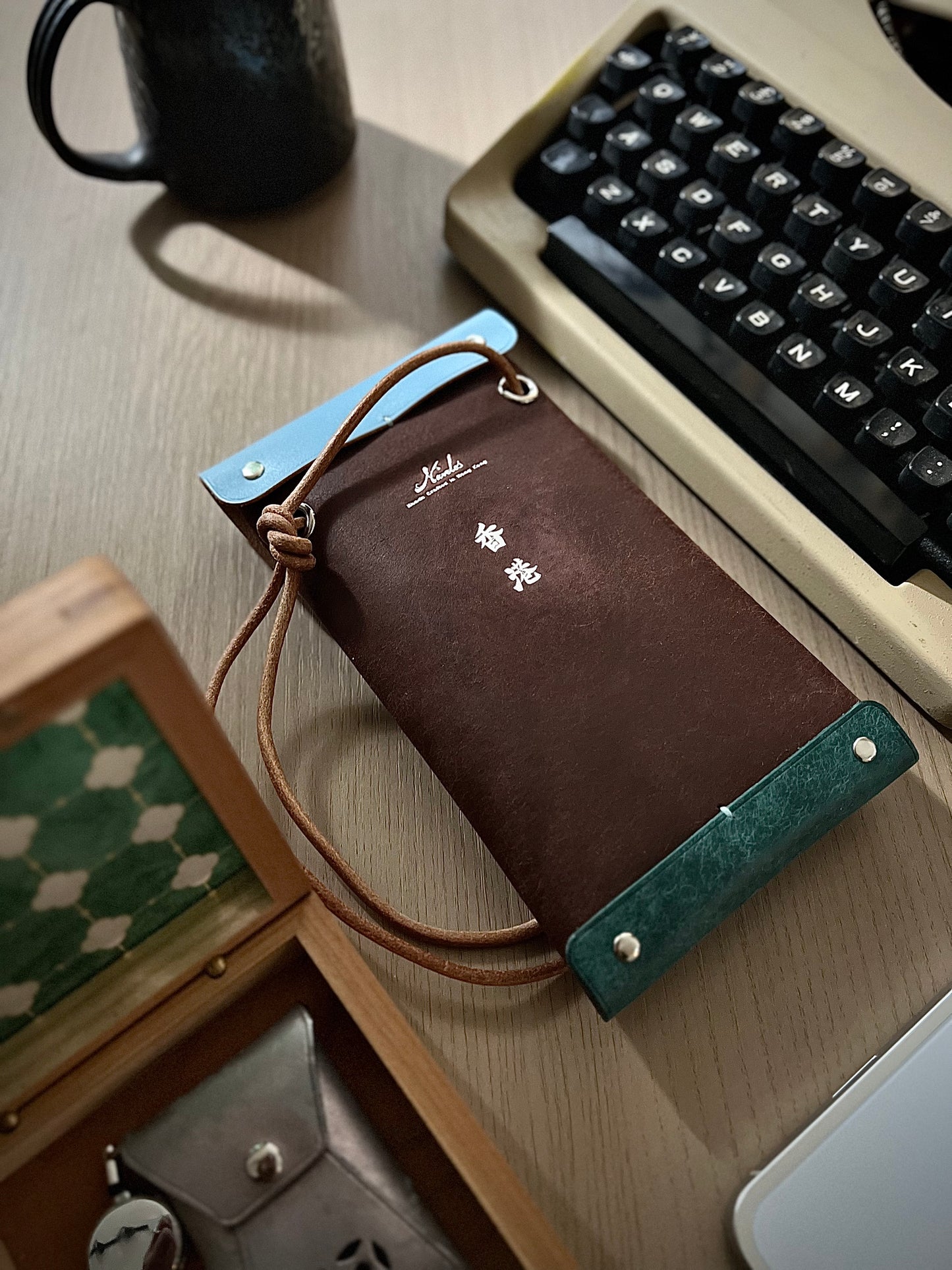 Old Mail box 信箱手機袋2.0 拼色