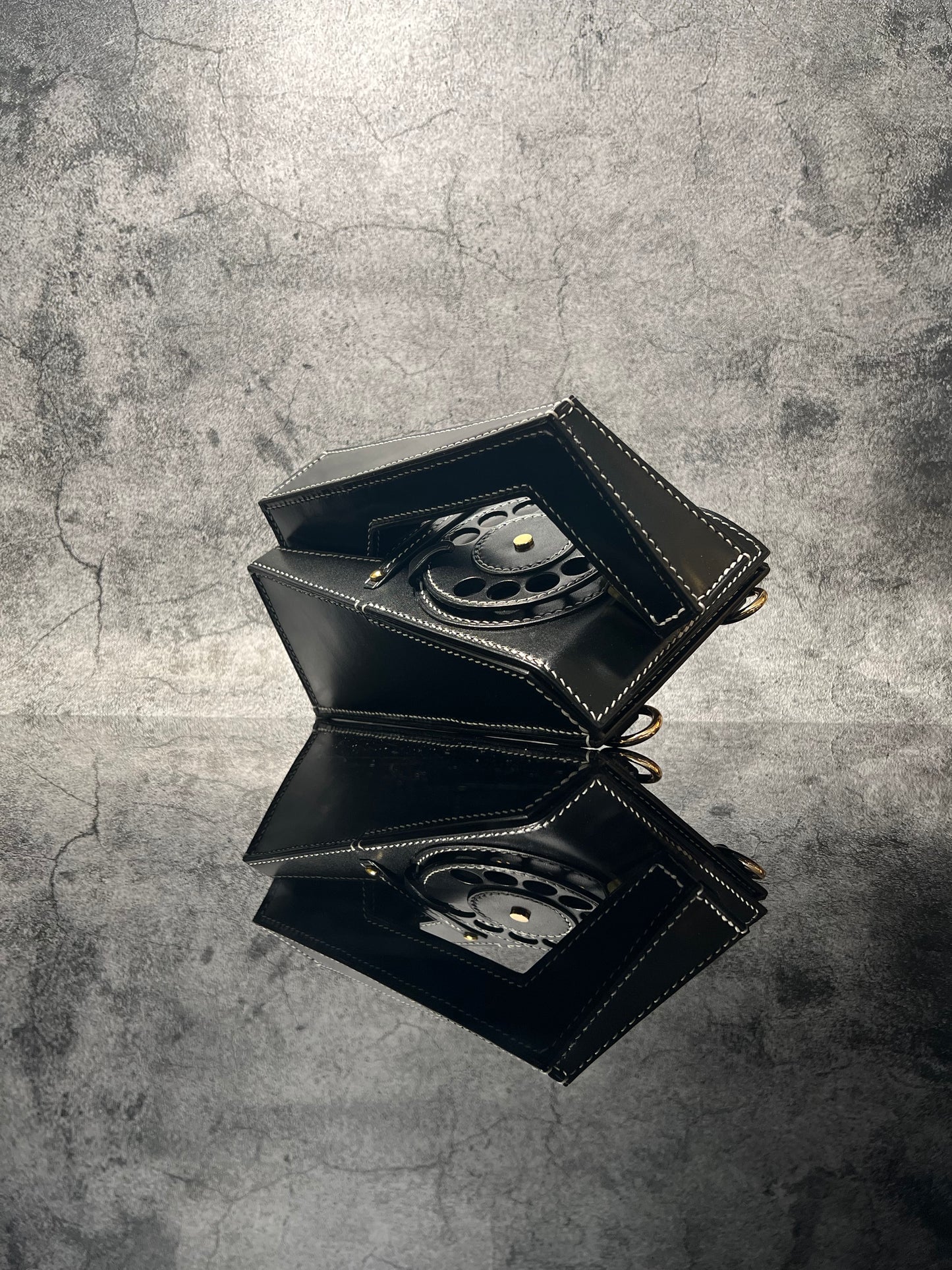 -Trimphone 712 phone bag (Preorder Promotion)