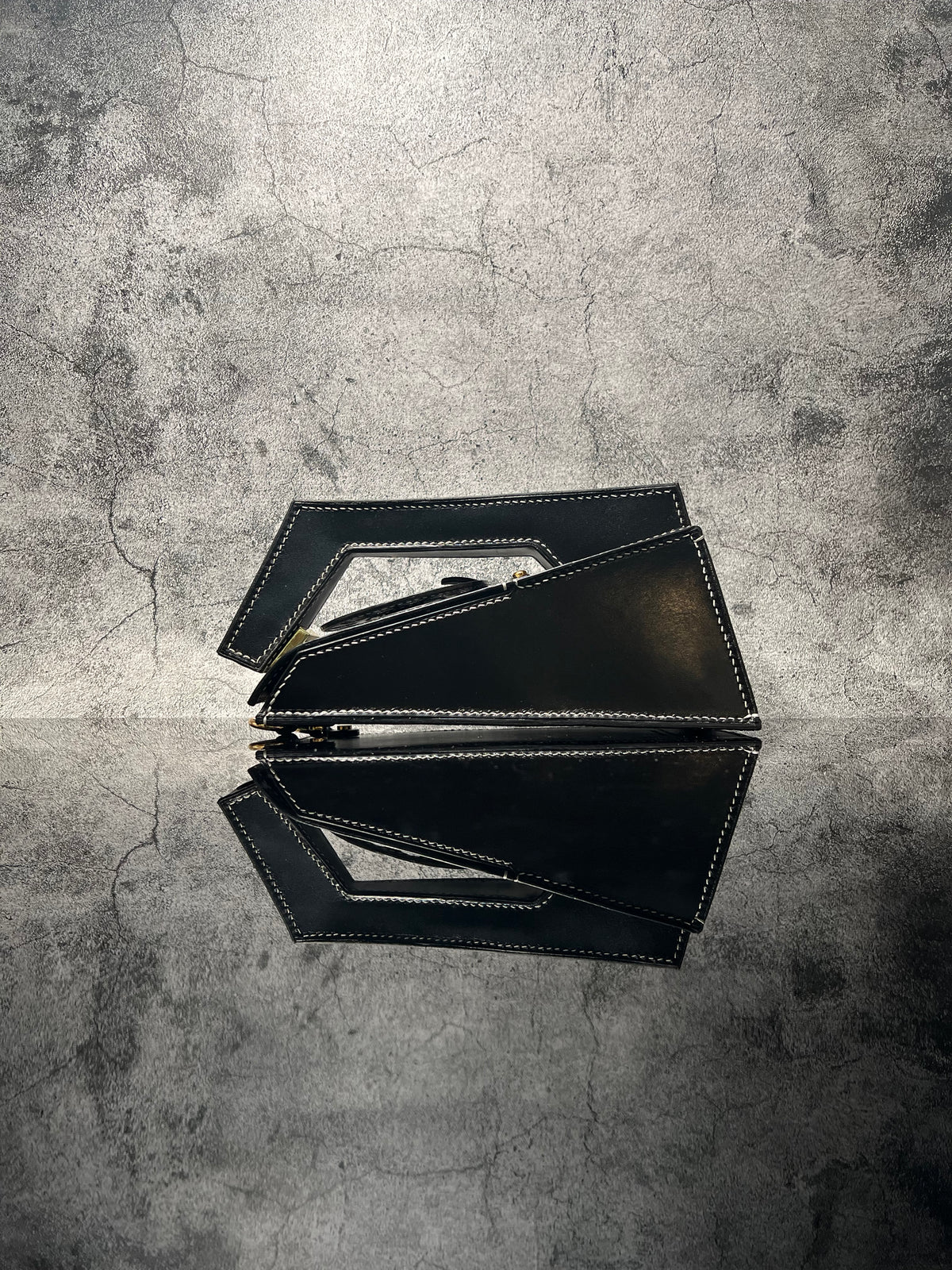 -Trimphone 712 phone bag (Preorder Promotion)