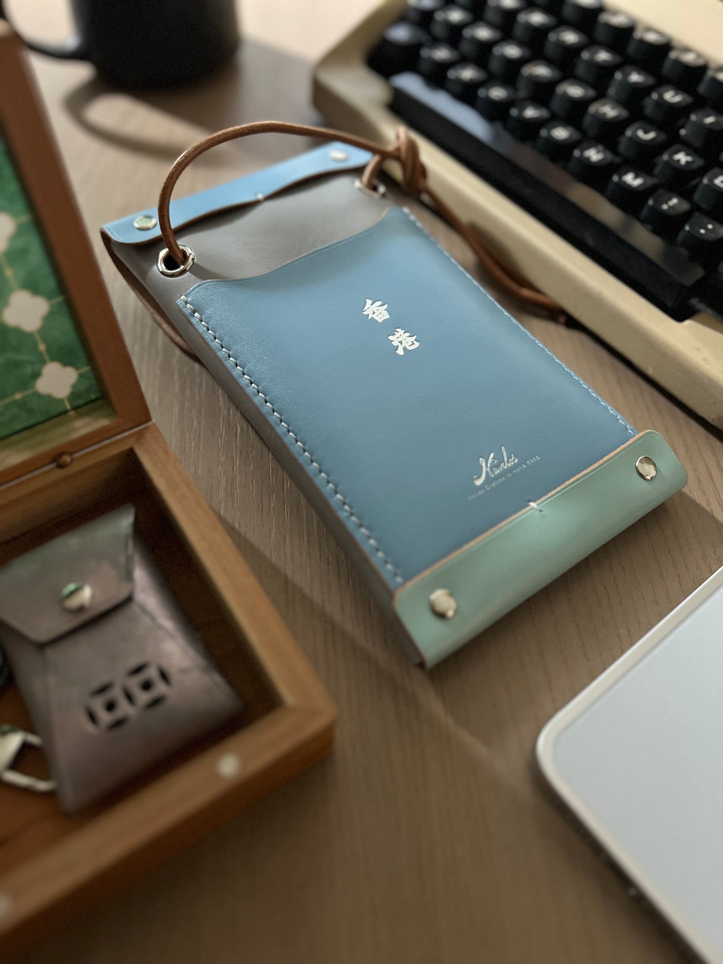 Old Mail box 信箱手機袋2.0 拼色+背格