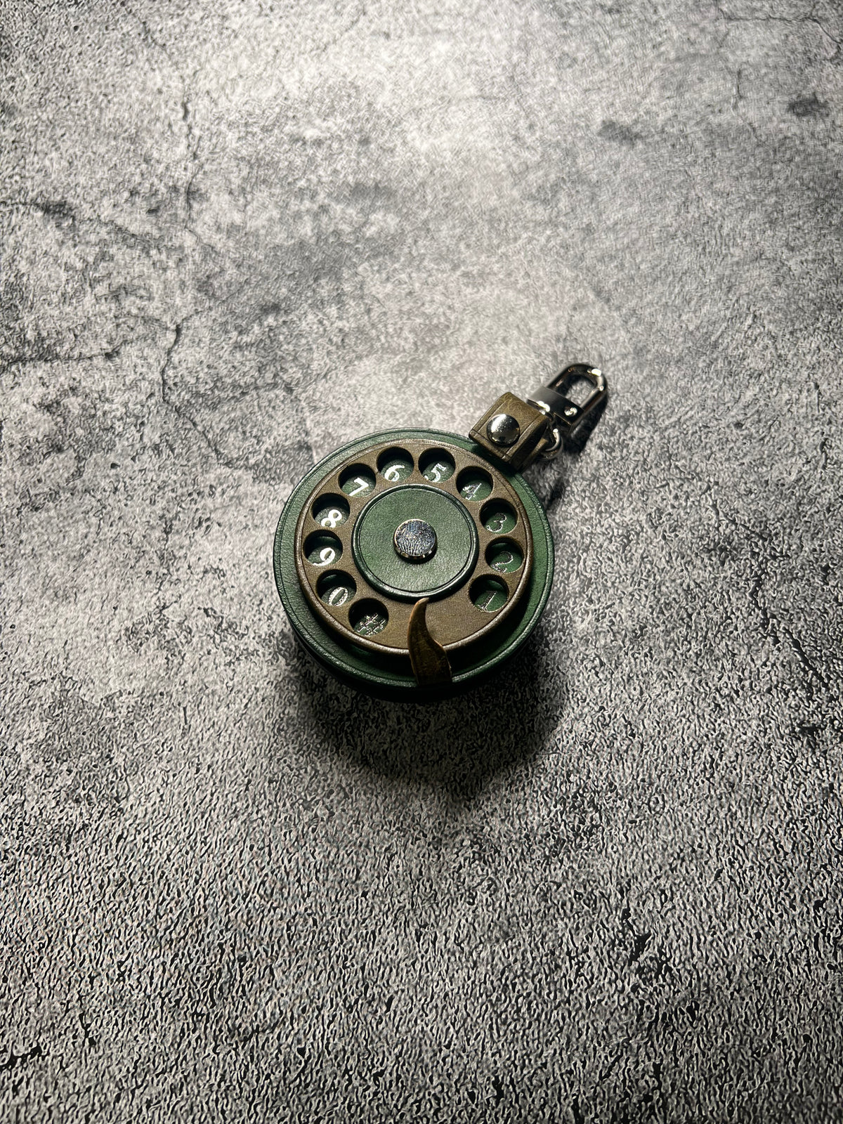 -Rotary Phone Chame 撥個輪電話扣 （銀色數字）