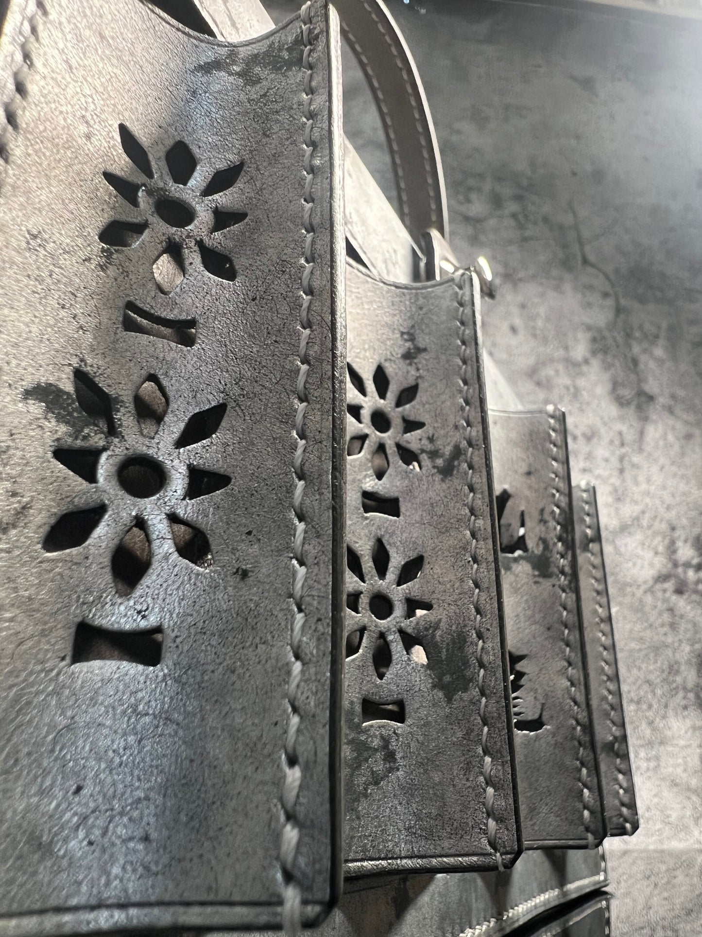 -Metallic Edition + Shoulder strap 立體鐵閘手袋S - 白鐵拼色+白鐵長帶
