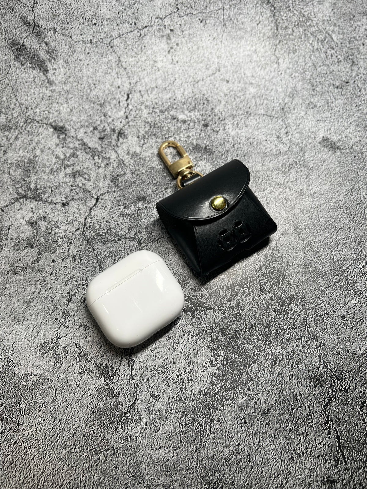 Airpod 4 case -Old Mail box